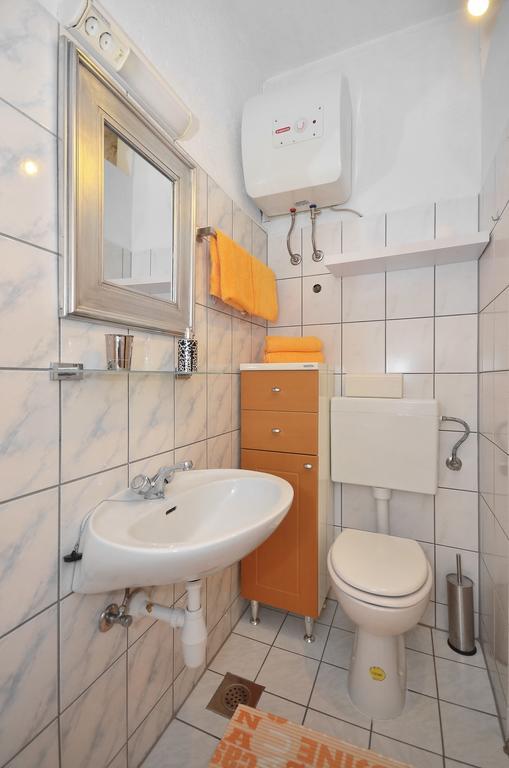 Apartment Pere S Mora Mimice Rom bilde