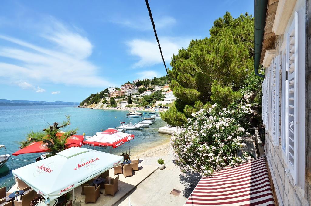 Apartment Pere S Mora Mimice Rom bilde