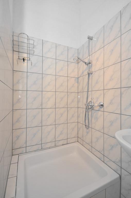 Apartment Pere S Mora Mimice Rom bilde
